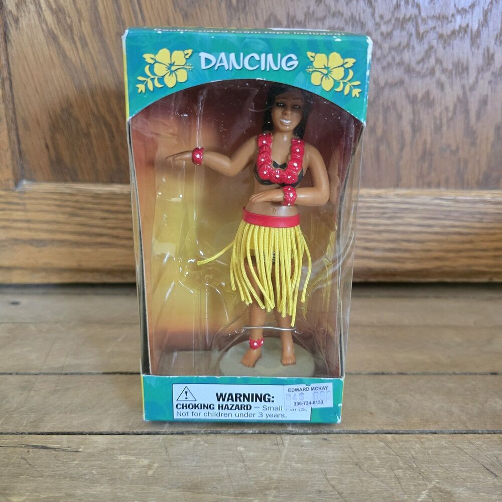 HULA GIRL DANCING DASHBOARD VINYL FIGURE ACCOUTREMENTS 2009 SEALED